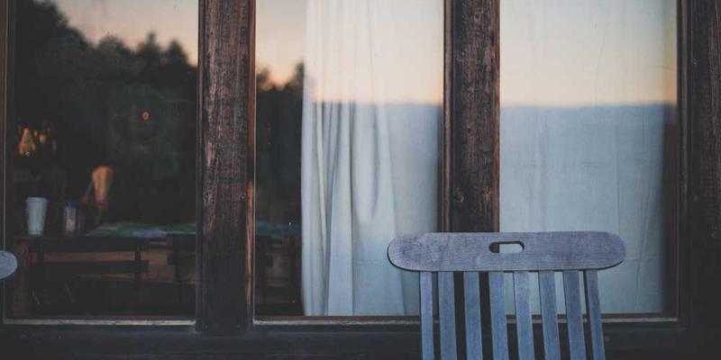 软件定义网络如何重塑数据中心流量工程：赋能电子商务与互联网服务